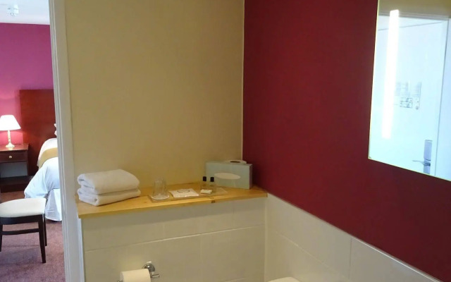 Royal Maritime Hotel