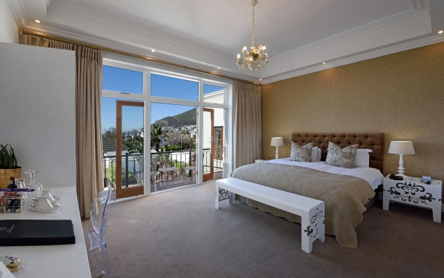 The Clarendon - Fresnaye