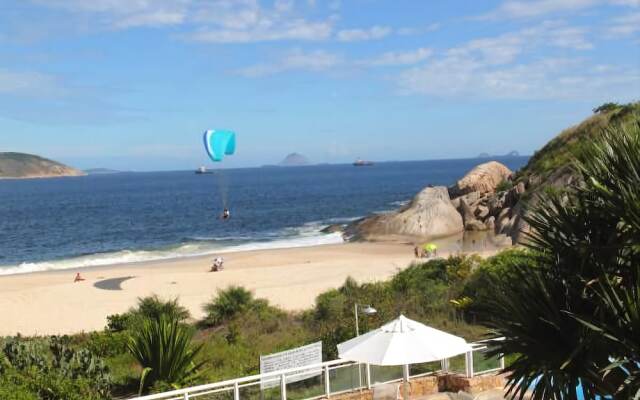 Oceanfront Camboinhas