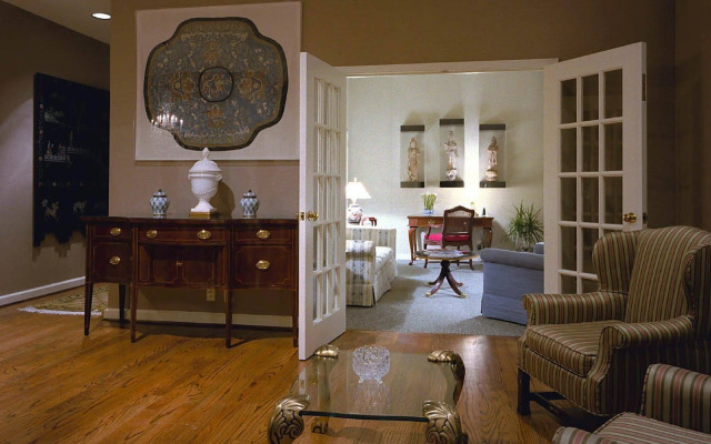 The Adolphus, Autograph Collection