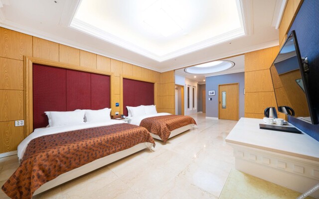Naju Hotel Core