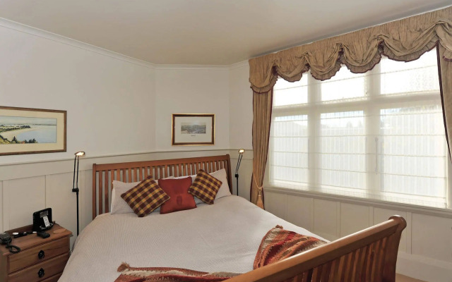Shelbourne Villa