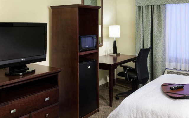 Hampton Inn & Suites Dallas-Arlington-South