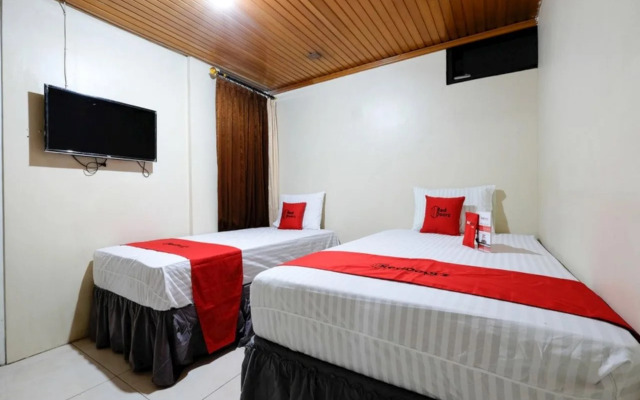 RedDoorz @ Jalan Setiabudi Semarang