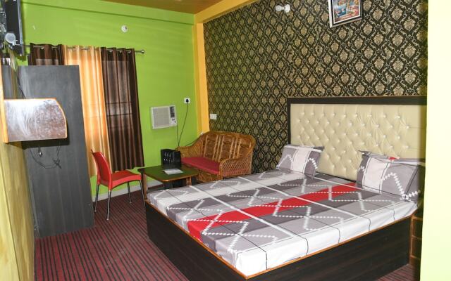 Hotel Mountain View And Rooftop Restaurant