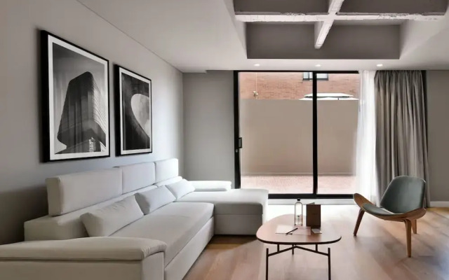 w Resplendent 1BR w Modern Balcony in Unicentro