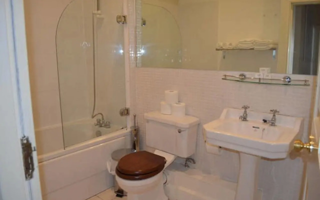 Metrostays - O'Connell Street 85-3