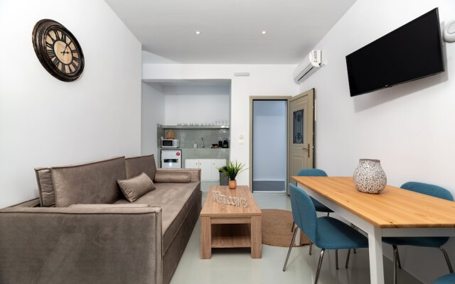 Aerenia Suites