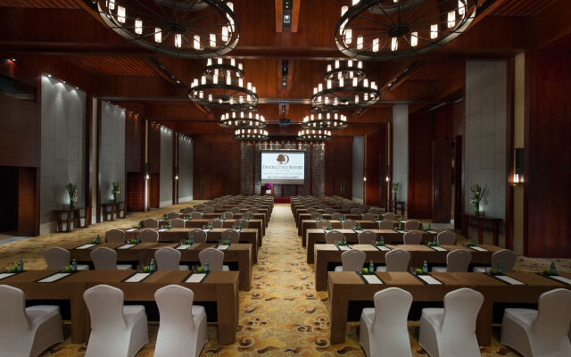 DoubleTree Resort by Hilton Hotel Hainan - Qixianling Hot Spring