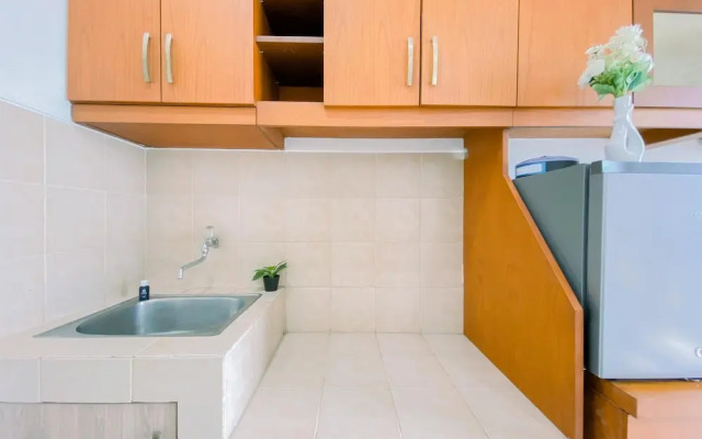 Good Place Studio Apartment At Taman Semanan Indah Cengkareng