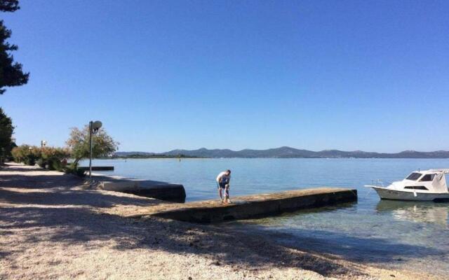 Apartments Ivan Z2 - 250m to beach