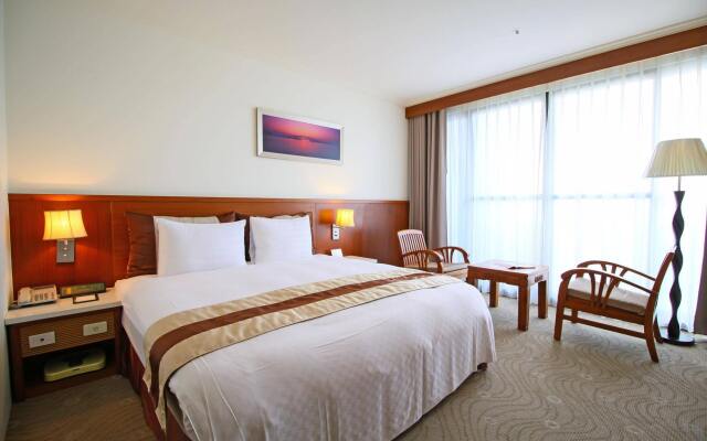 Yaling Hotel