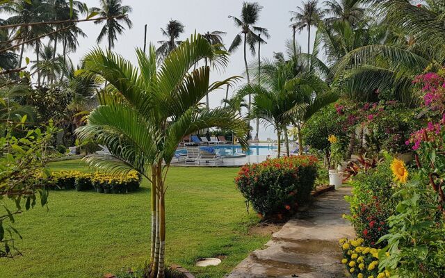 Sun & Sands Beach Hotel