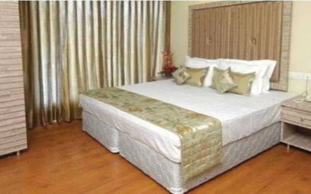 Surasena Regal Vista Agra