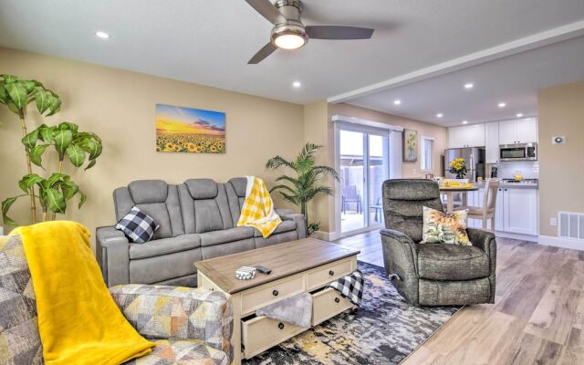Arizona Condo w/ Community Pool & Hot Tub
