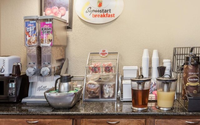 Super 8 Rockwall