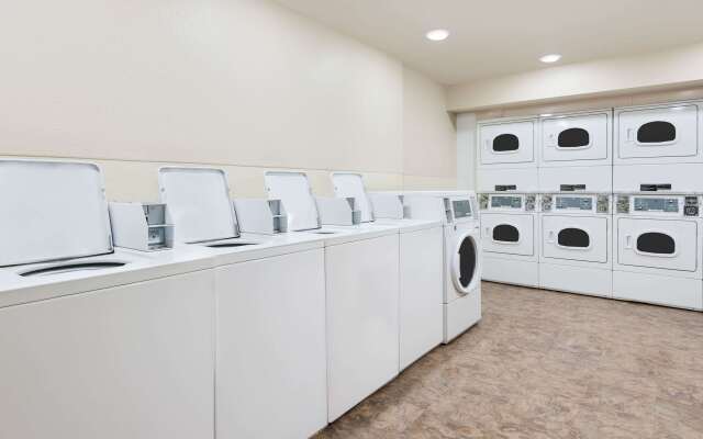 WoodSpring Suites Chattanooga