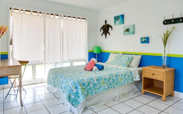 The Lahaina Bungalow