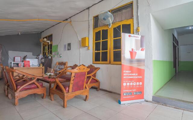 RedDoorz @ Jalan Cilik Riwut Kapuas