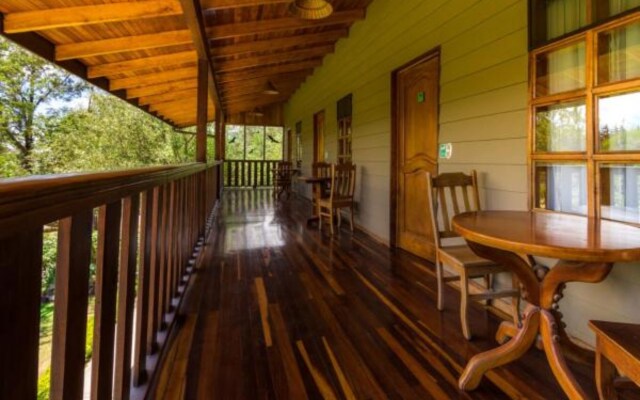 Monteverde Country Lodge