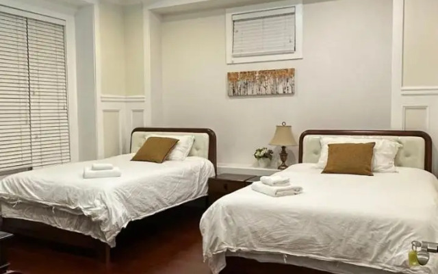 Oakridge Home