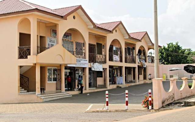 Regimanuel Apartments - Kwabenya