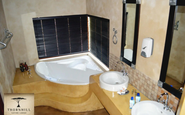 Thornhill Safari Lodge