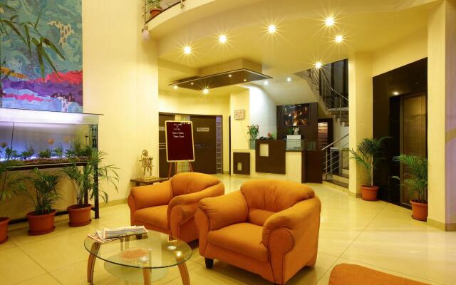 Hotel Orient Crown, Kolhapur