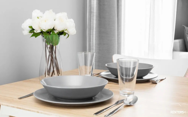 Apartments Warsaw Pawia by Renters