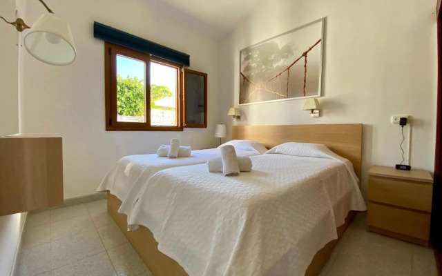 Casita blanca near yumbo