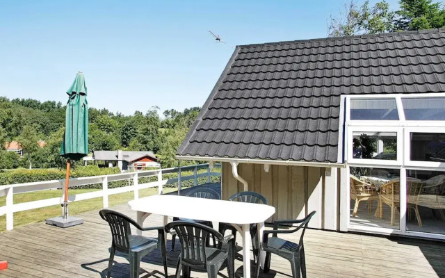 8 Person Holiday Home in Spottrup-by Traum