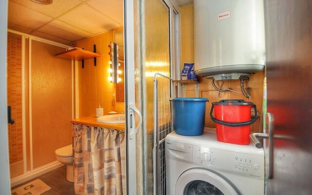 Apartment Orange