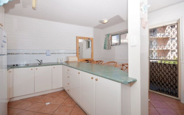 Shoal Bay Road, Castaways, Unit 04, 17