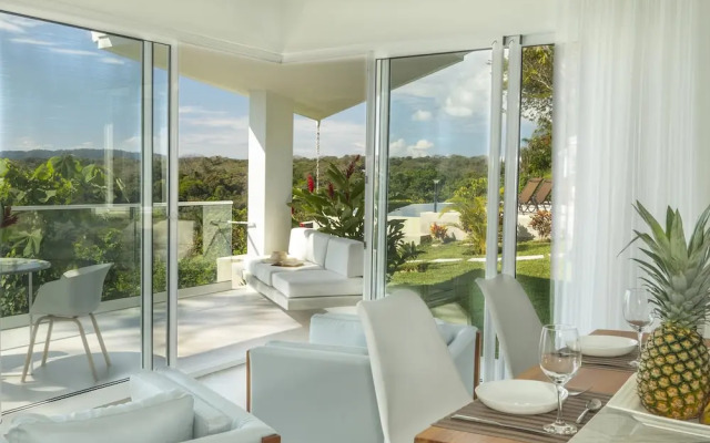 Adeluna Luxury Villas