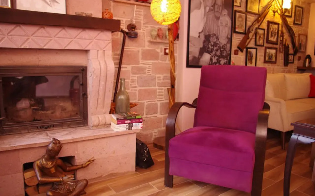 Cunda TheLara Otel
