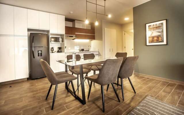 w Upscale 2BR in Miraflores