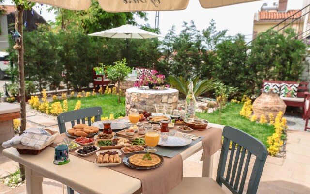 Cunda Tas Otel By Taze