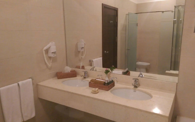 JAZ Almaza Beach Resort, Almaza Bay