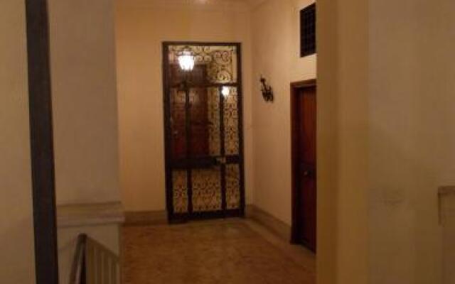 Luxury ai Banchi Nuovi