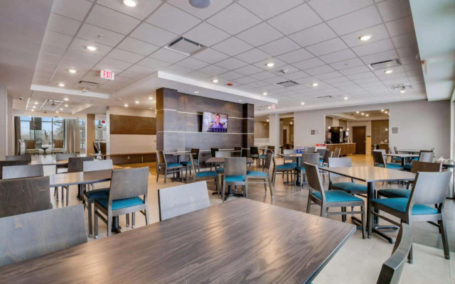 Best Western Plus Grand Rapids MN