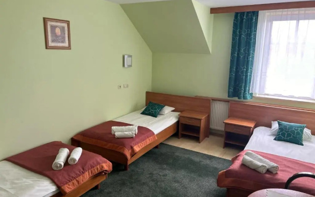 Hotel Sutoris