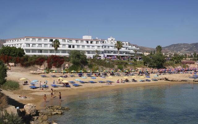 Corallia Beach Hotel Apartments