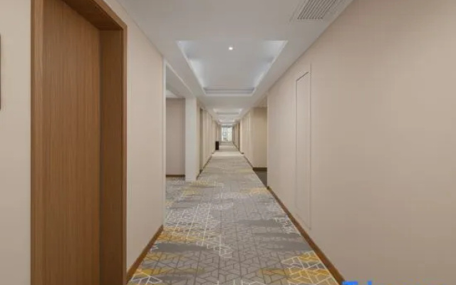 Theme Hotel of No. 8 Mansion (Liuyang Shop)