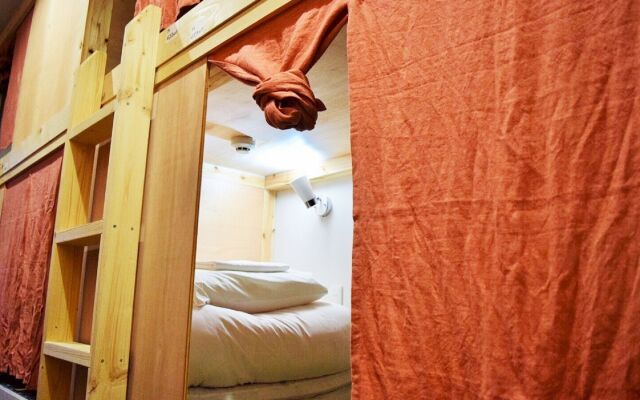Hiroshima Hostel EN