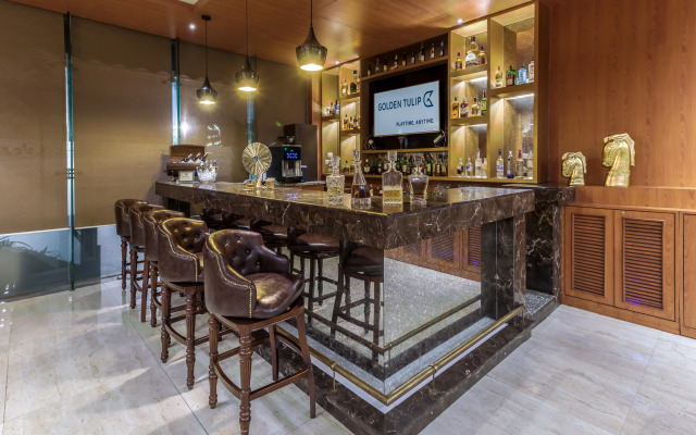 Golden Tulip Suites Gurgaon