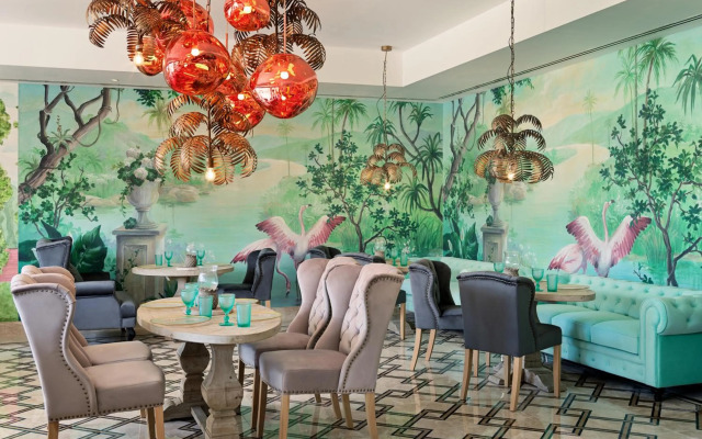 Royal River, Luxury Hotel - Adults Only