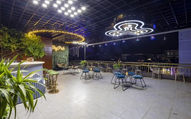 Diamond Luxury Hotel