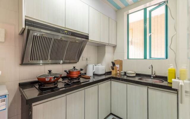Locals Boutique Apartment Huafa Plaza 31