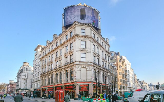 Where To Sleep Piccadilly Suites