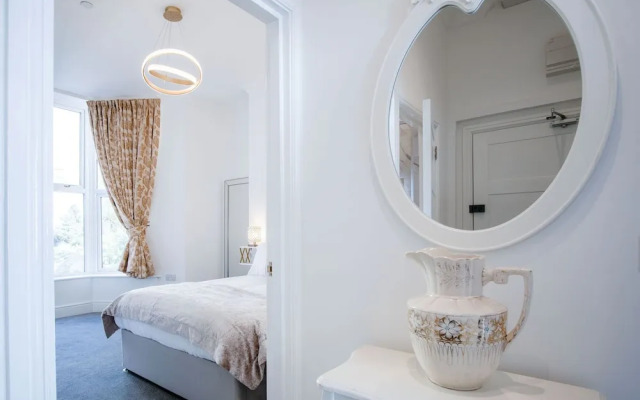 St Catherine's View - 2 Bedroom - Panorama - Tenby